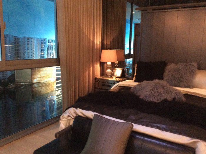 Marine Blue Showflat
