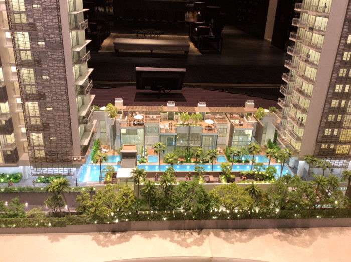 Marine Blue Showflat